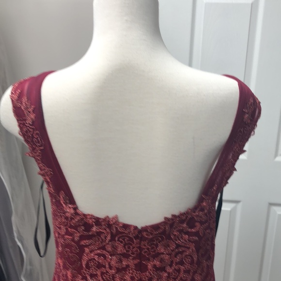 Elegant long evening dress - Picture 6 of 9